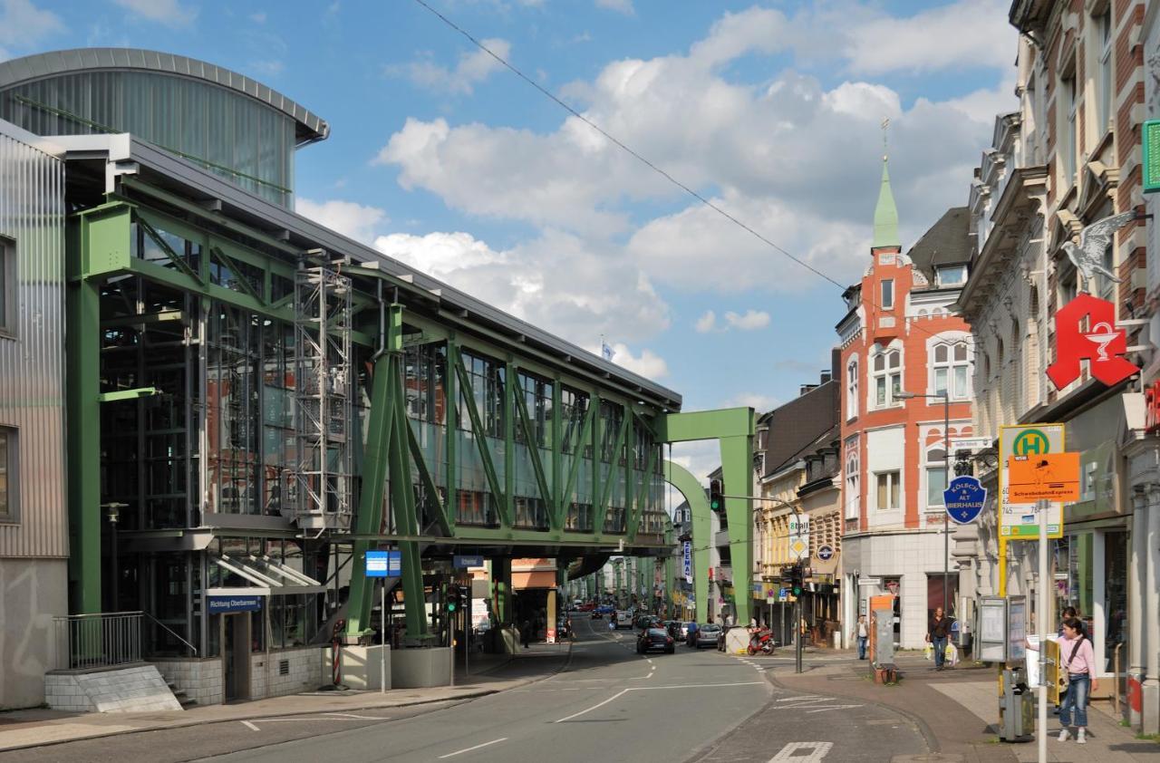 Hotel Restaurant New Neuenhof ヴッパータール エクステリア 写真